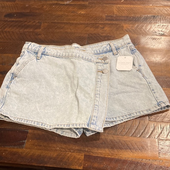 Altar'd State Pants - NWT Altar’d State light wash denim wrap skort M